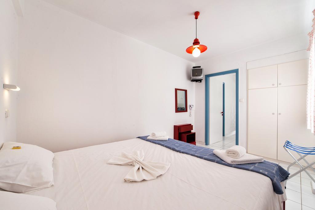 Fivos Apartments Aliki  Exterior photo