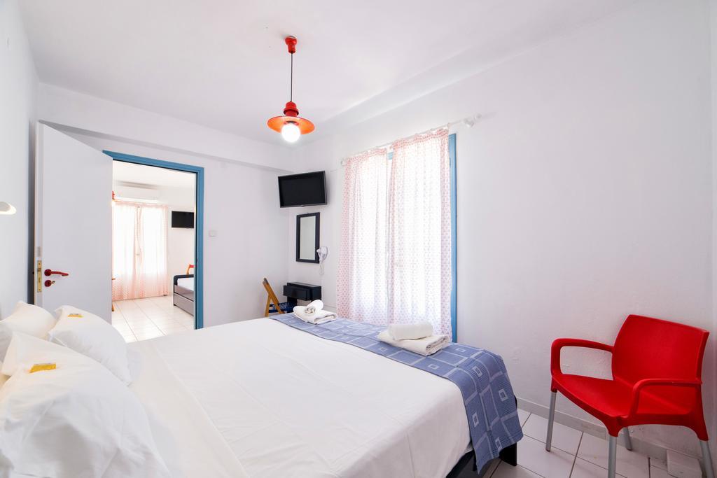 Fivos Apartments Aliki  Exterior photo